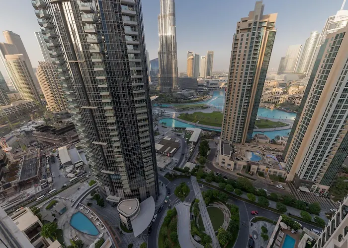 Spacious 3Br Plus Maids Burj Khalifa View