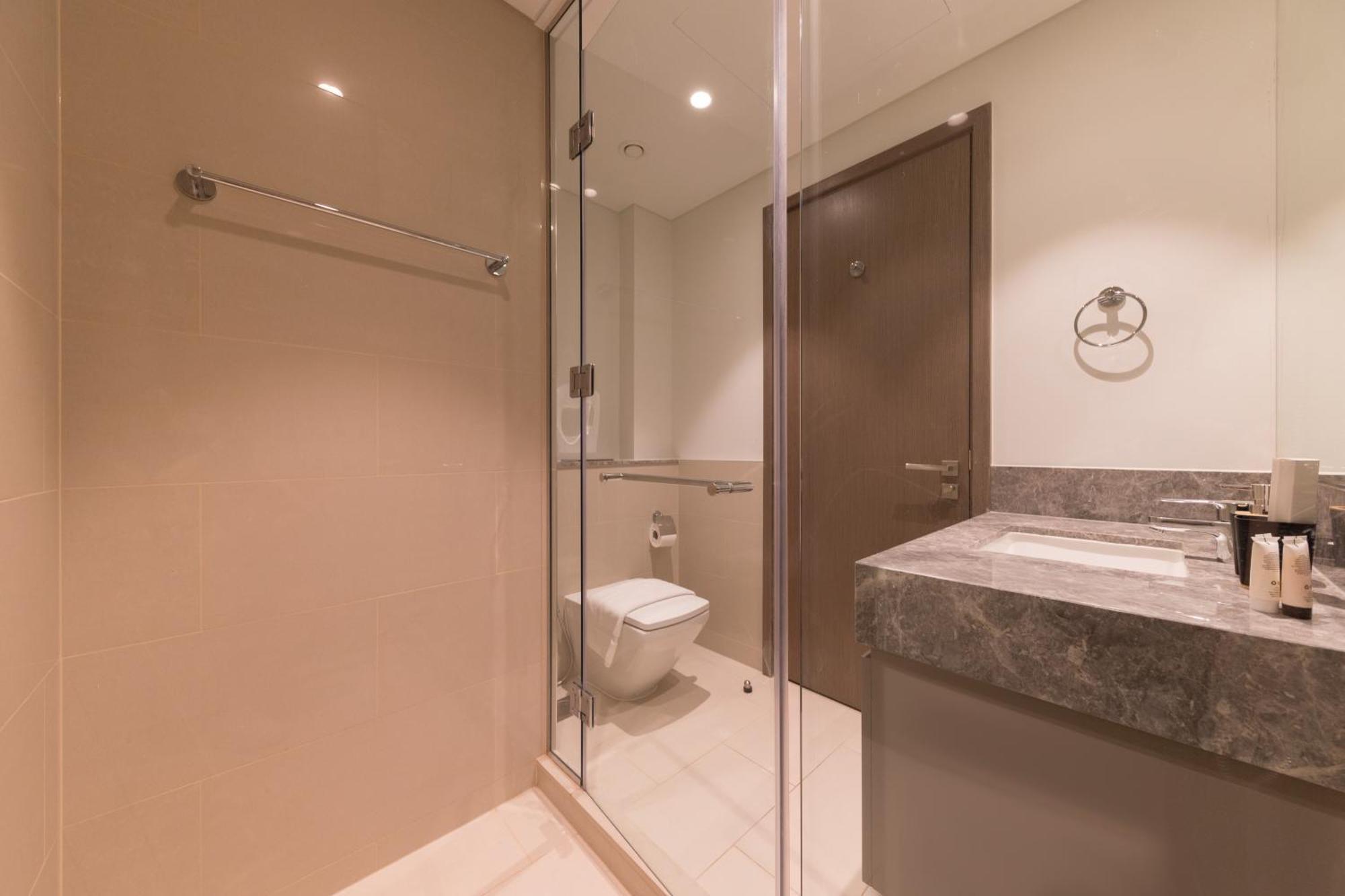 Spacious 3br Maids Burj Khalifa View Apartment Dubai