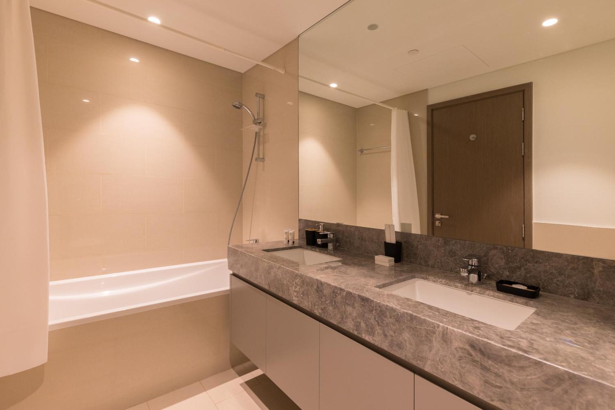 Spacious 3br Maids Burj Khalifa View * Dubai
