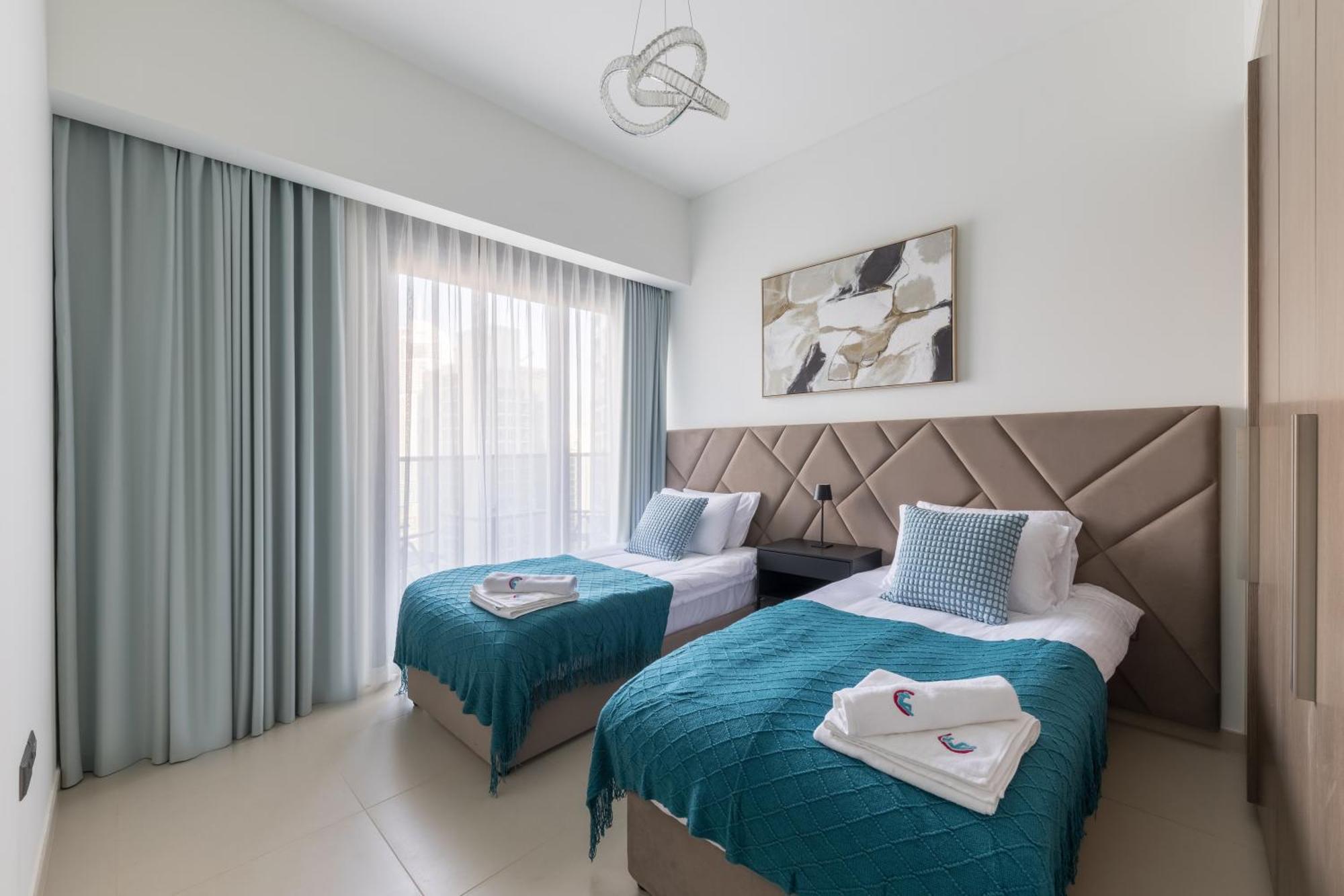 Spacious 3br Maids Burj Khalifa View Dubai