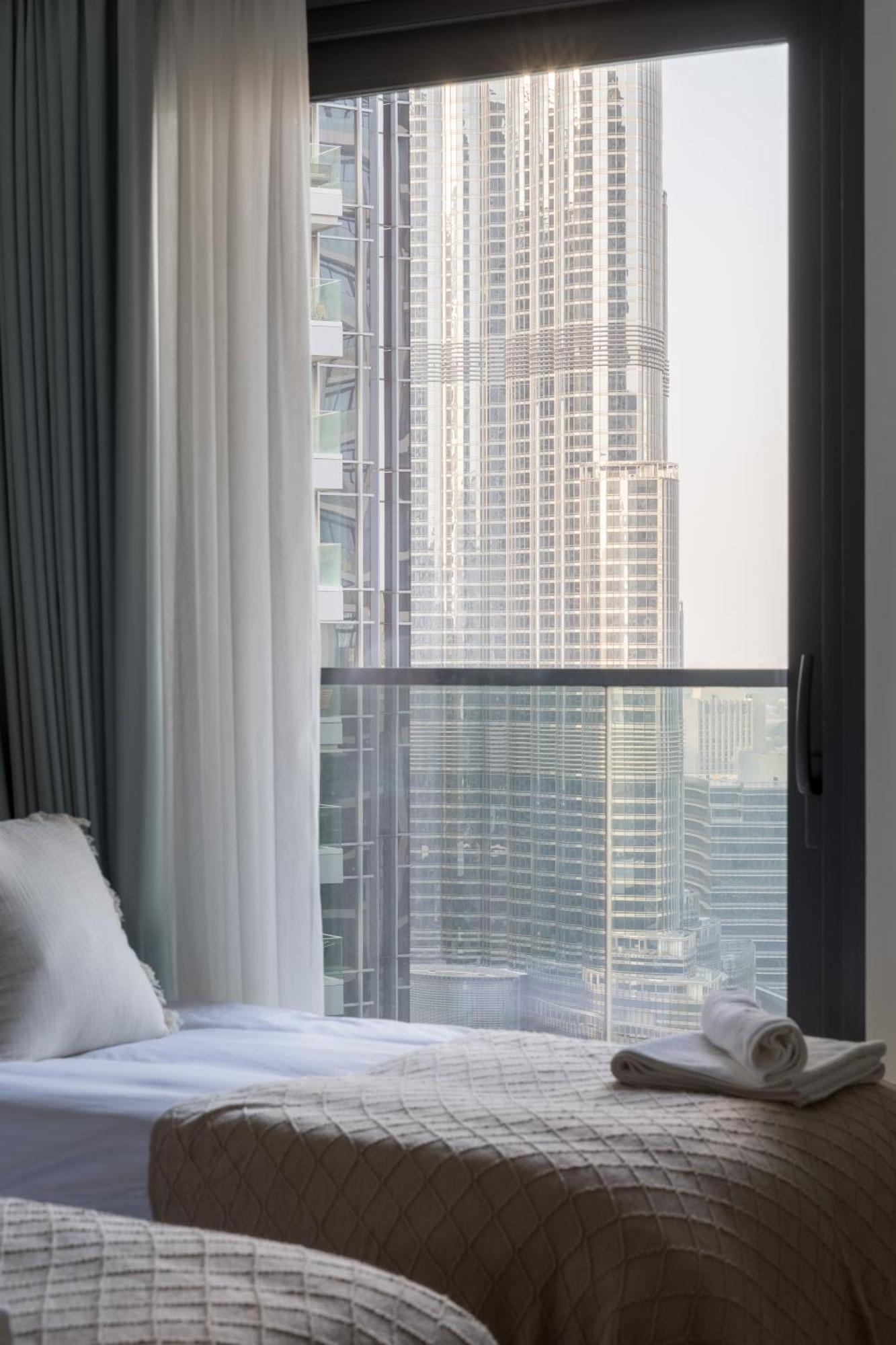 Apartment Spacious 3br Maids Burj Khalifa View *