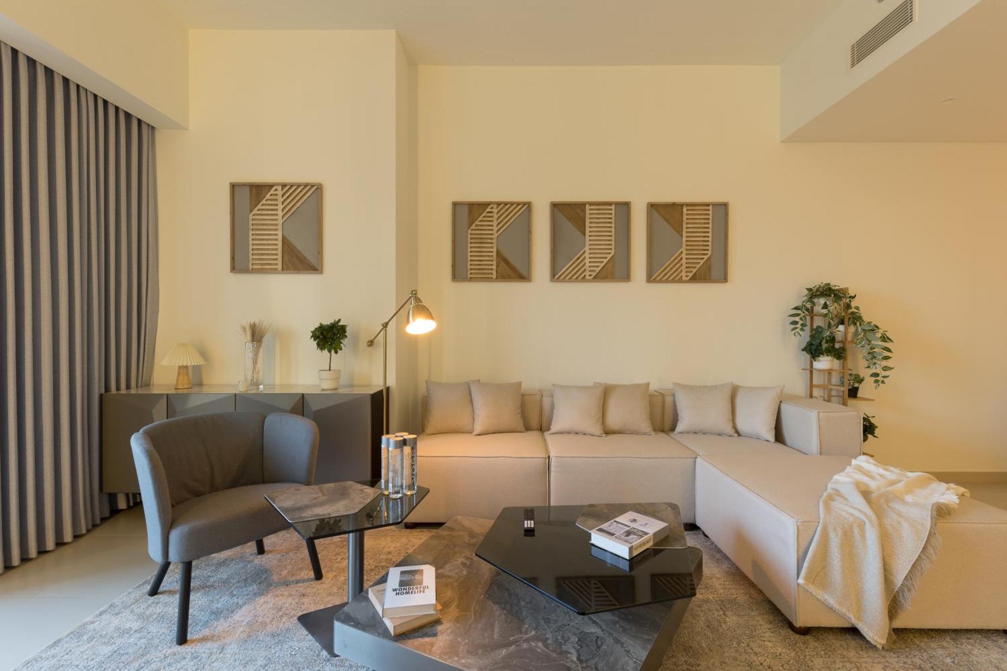 Spacious 3br Maids Burj Khalifa View