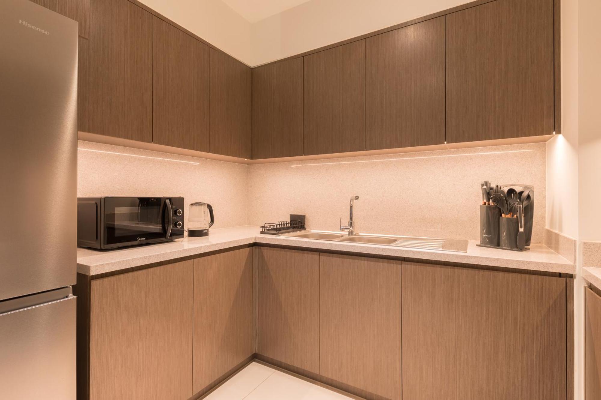 Apartment Spacious 3br Maids Burj Khalifa View *